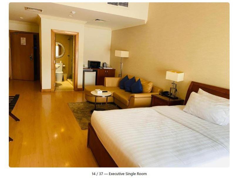 Al Safir Tower - Residence Manama Exterior photo